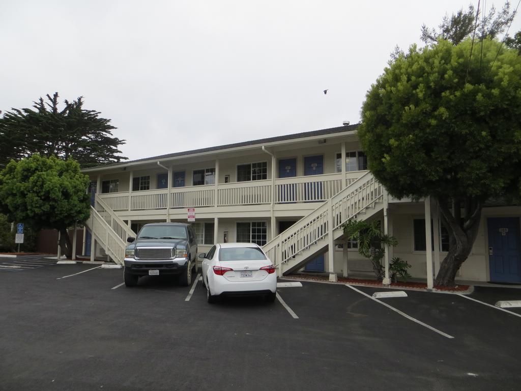 Fisherman'S Cove Inn Monterey Exterior foto